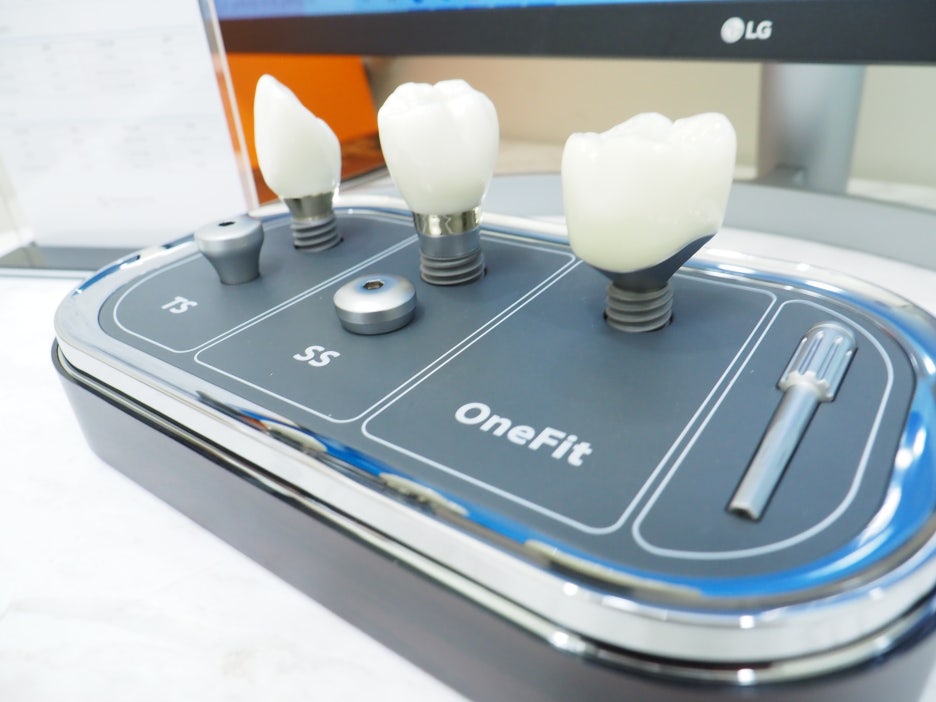 Shindang Station Dental Clinic: Reclaim Your Lost Teeth with Navigation Implants 사진 4