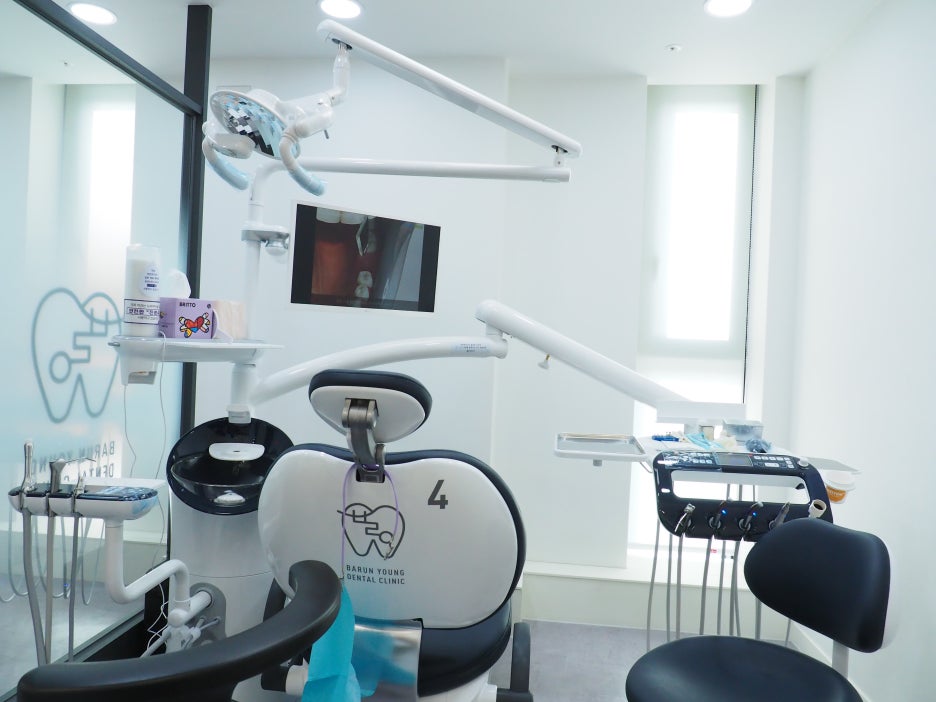 Yaksu-dong Dental Clinic: Why You Shouldn't Postpone Cavity Treatment 사진 6