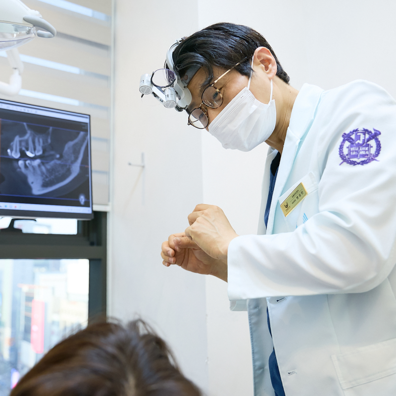 하루플란트 플라즈마 임플란트로 업그레이드된 수명! 안정성이 한 단계 더 향상된 이유는 무엇일까?