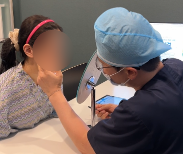 Common Questions at a Famous Gangnam Plastic Surgery Clinic: Thread Lift Bruising, Swelling, Duration, and Pain Explaine