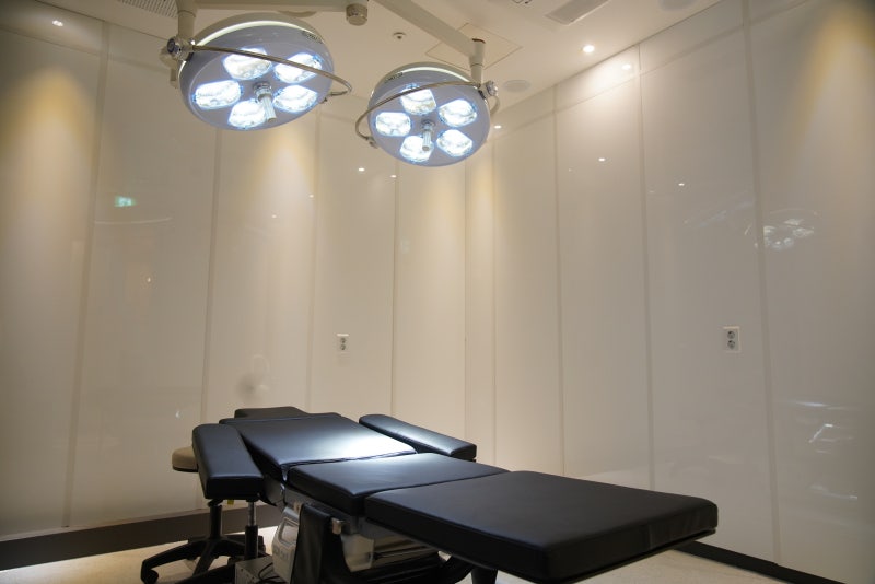 Gangnam Thread Lift Clinic: Why So Many Recommendations? Can It Really Make You Look Younger and Shorten Your Midface? 사