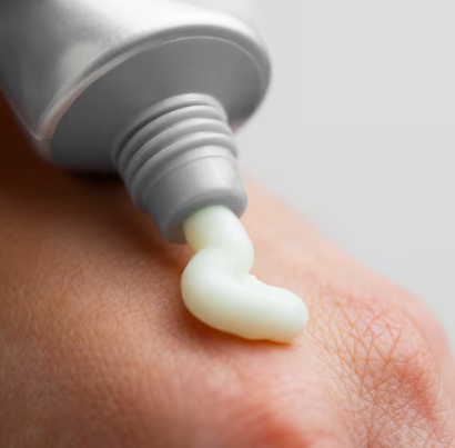 If you're worried about scars from forehead reduction surgery, check your hairline and recovery first. 사진 9