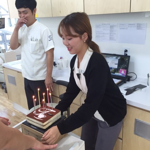 원데이치과 심인의 치위생사님의 생일파티~! 