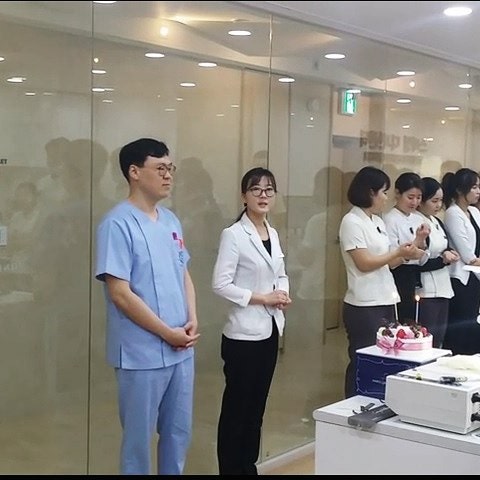 원데이치과 두 분의 송별회가 있었어요~!