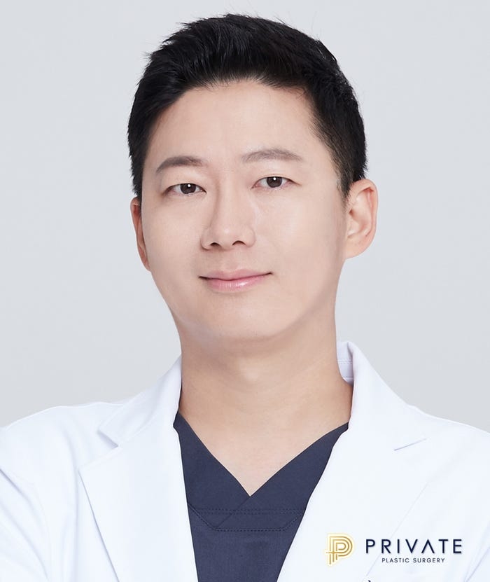 Private Plastic Surgery Clinic: Achieving a Smooth Line with Hump Nose Correction Surgery
