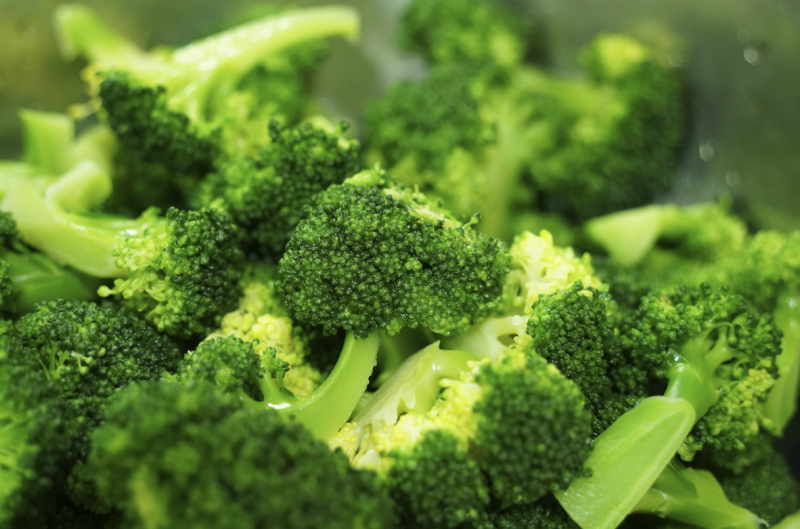 How to Eat Broccoli Correctly