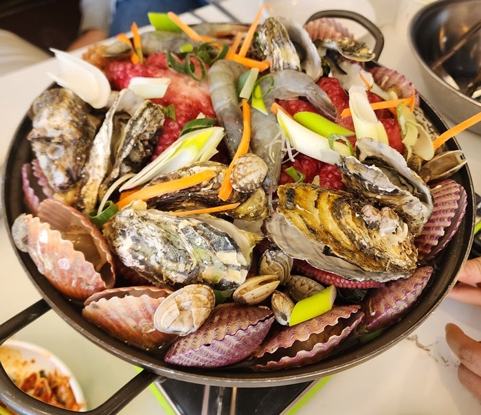벤츠 CLE200 카브리올레 재고 전 있어요.