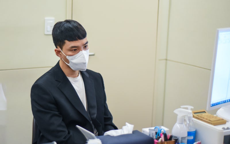 喜剧演员金基利先生到访江南Smile眼科!