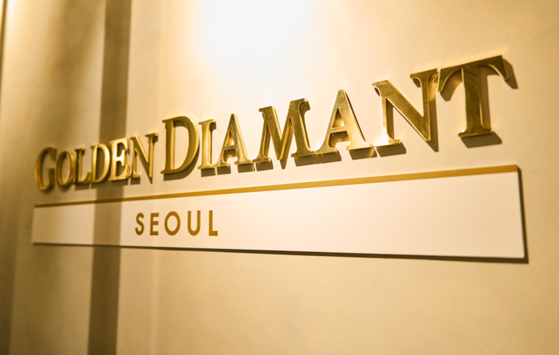 청담성형외과 자연스러운 중년 입꼬리성형수술
