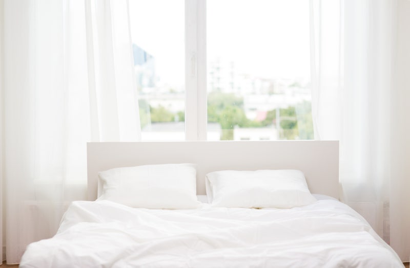 連休後にできた顔のむくみ、なぜ生じてどうやって取るべき？💡