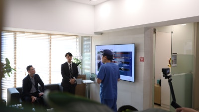 디엠피부과 레이저 기술 교육, 대만 의료진들과 함께 사진 2