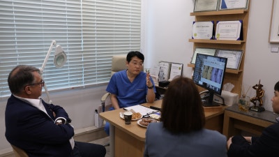 프랑스 피부과 의사들의 디엠피부과 방문